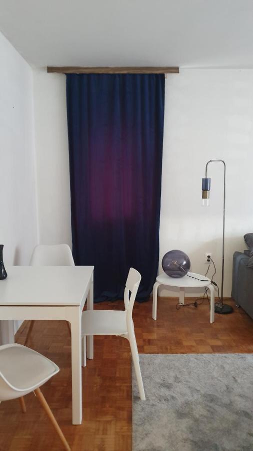 Apartment Sretni Dimnjacar Ösek Dış mekan fotoğraf